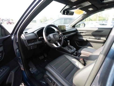 Used 2025 Honda CR-V Sport-L image 8