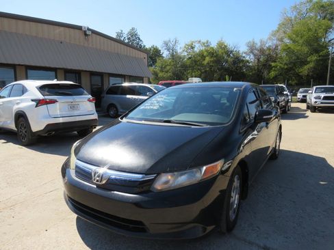 Used 2012 Honda Civic CVT AT-PZEV with Leather image 2