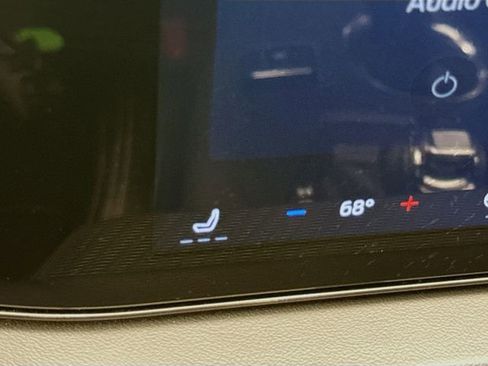 Used 2024 Ford Mustang GT Premium image 19