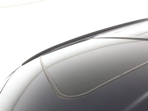 Used 2021 Toyota RAV4 Limited image 10