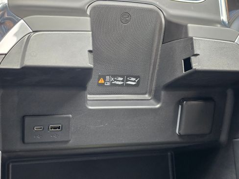 Used 2023 Chevrolet Silverado 1500 High Country AWD/4WD image 22