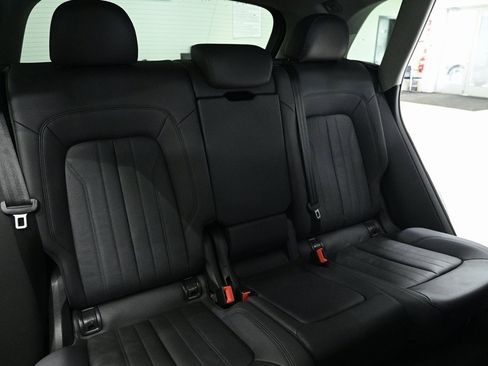 Used 2019 Audi Q5 2.0T Premium Plus w/ Premium Plus Package image 15