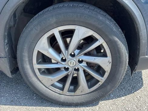 Used 2016 Nissan Rogue SL w/ SL Premium Package AWD/4WD image 17