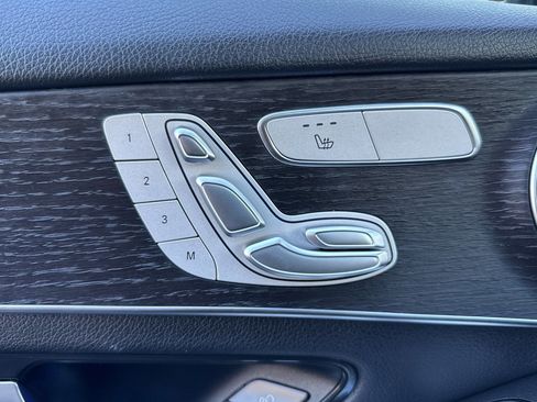 Used 2022 Mercedes-Benz GLC 300 4MATIC image 20