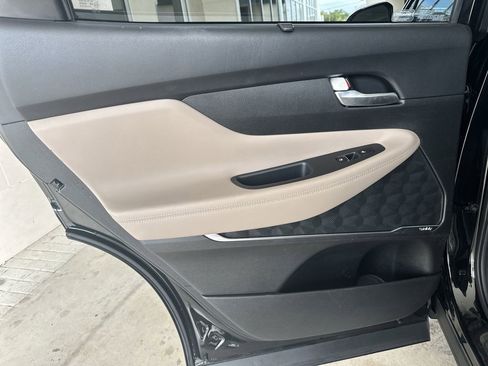 Used 2020 Hyundai Santa Fe Limited image 30