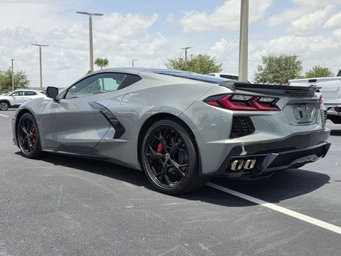 Used 2022 Chevrolet Corvette Stingray Preferred Cpe RWD image 4