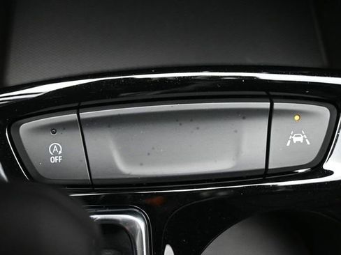 New 2026 Chevrolet Trax RS w/ Driver Confidence Package image 33