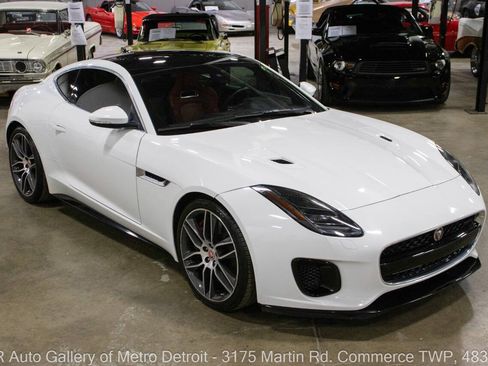 Used 2018 Jaguar F-TYPE R-Dynamic AWD/4WD image 9