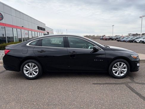 Used 2024 Chevrolet Malibu LT FWD image 2