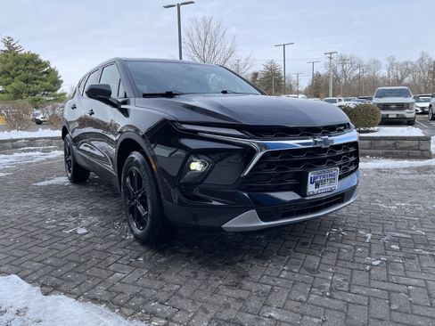 Used 2023 Chevrolet Blazer LT image 7