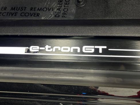 Used 2022 Audi e-tron GT Prestige w/ Prestige Package AWD/4WD image 40