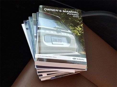 Used 2025 Subaru Forester Touring image 30