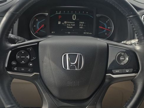 Used 2020 Honda Pilot Touring image 25