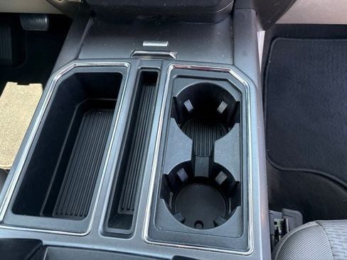 Used 2018 Ford F150 XLT w/ Equipment Group 302A Luxury AWD/4WD image 11