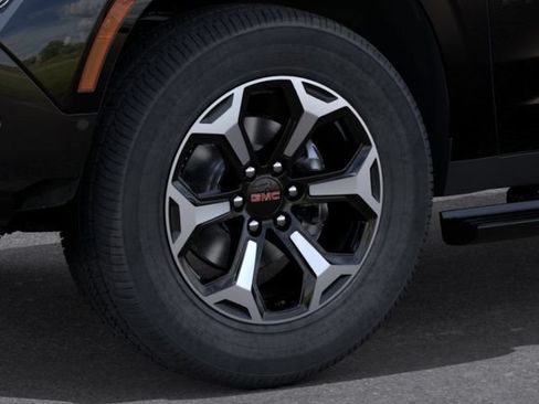 New 2026 GMC Yukon AT4 Ultimate w/ LPO, Illumination Package AWD/4WD image 9