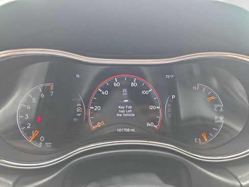 Used 2015 Jeep Grand Cherokee Altitude AWD/4WD image 14