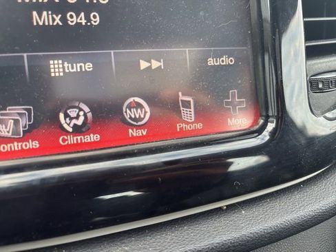 Used 2015 Dodge Dart Limited image 20