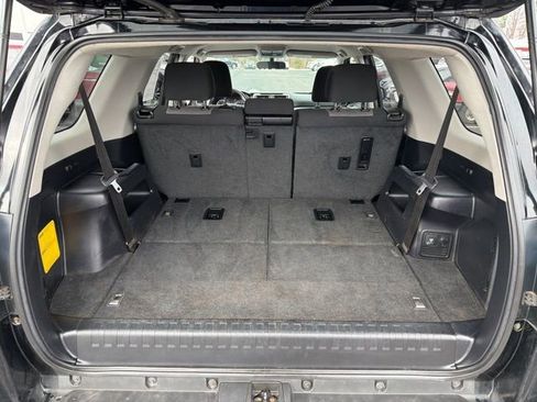 Used 2018 Toyota 4Runner 4WD image 26