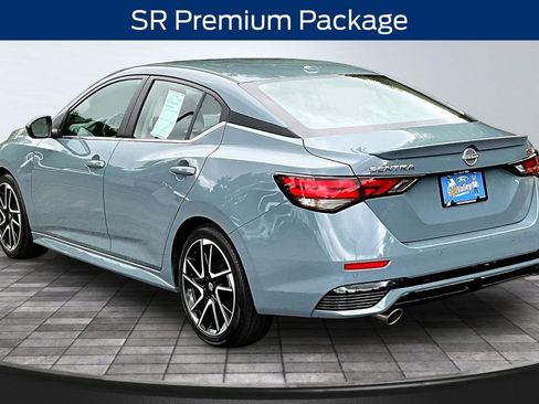 Used 2024 Nissan Sentra SR w/ SR Premium Package FWD image 4