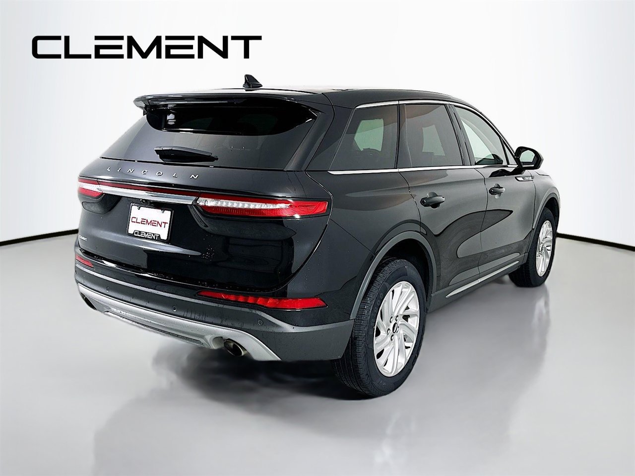 Used 2025 Lincoln Corsair AWD image 7