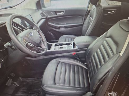 Used 2022 Ford Edge SEL w/ Convenience Package image 5