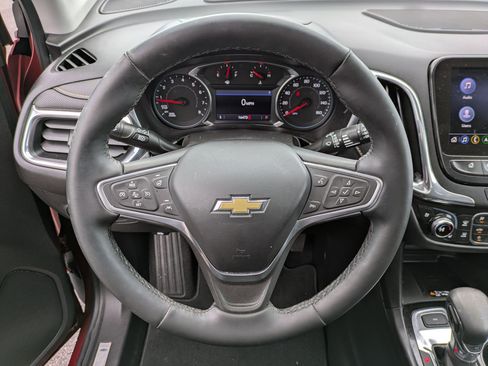 Used 2023 Chevrolet Equinox Premier AWD/4WD image 9