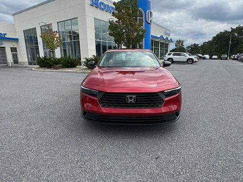 New 2025 Honda Accord SE image 9