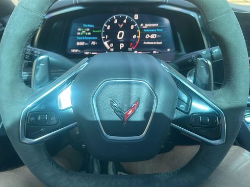 Used 2022 Chevrolet Corvette Stingray Coupe w/ Z51 Performance Package RWD image 16