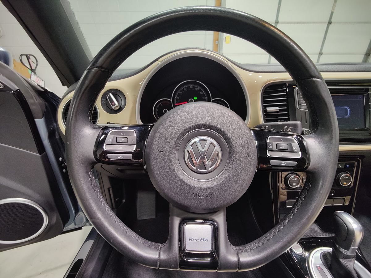 Used 2019 Volkswagen Beetle 2.0T Final Edition SEL FWD image 27