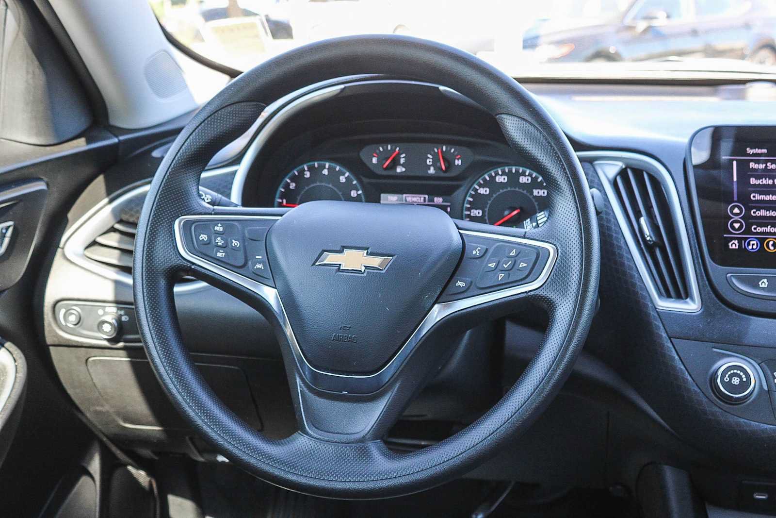 Used 2024 Chevrolet Malibu LS FWD image 15