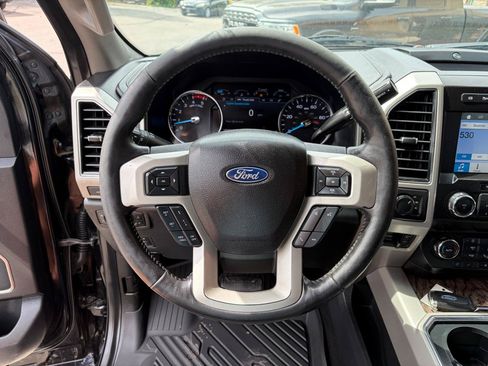 Used 2019 Ford F350 Lariat w/ Lariat Ultimate Package AWD/4WD image 17