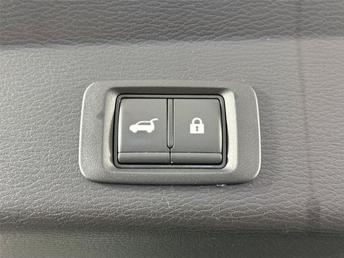 Used 2024 Mitsubishi Outlander SEL FWD image 39