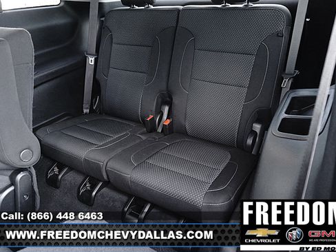 Used 2023 GMC Acadia SLE image 11