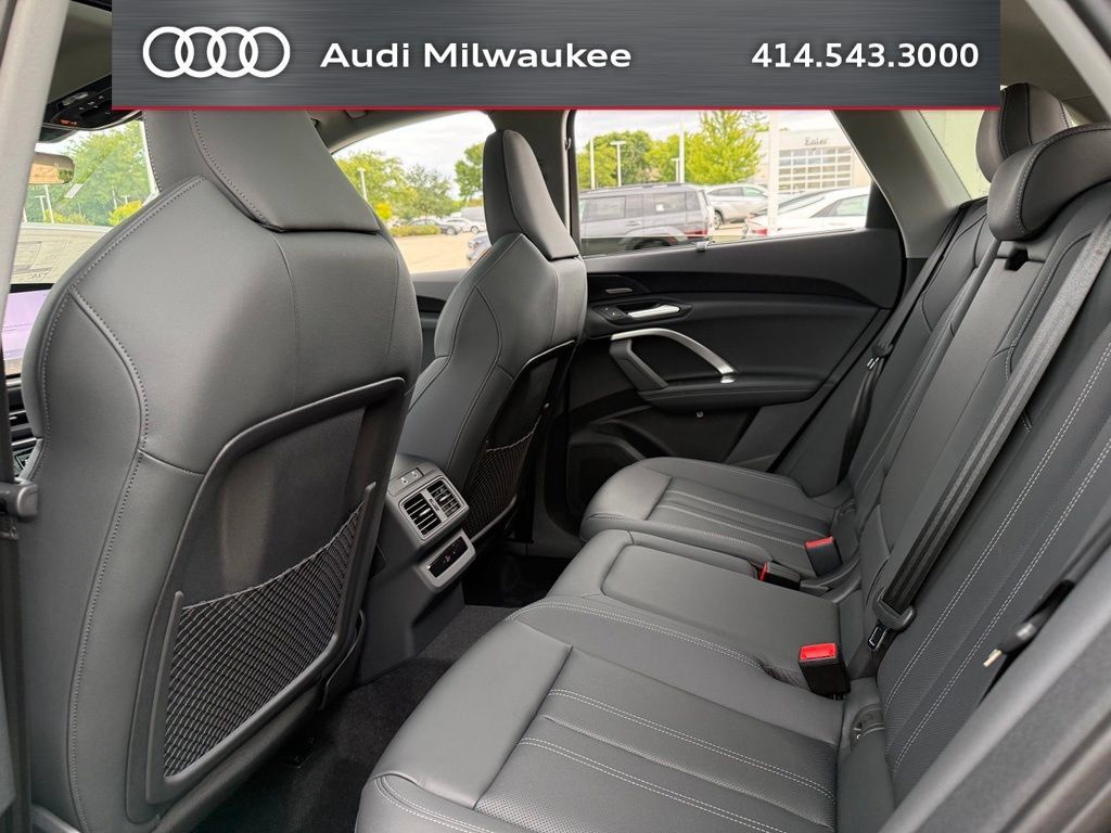 New 2026 Audi Q5 Premium Plus AWD/4WD image 32