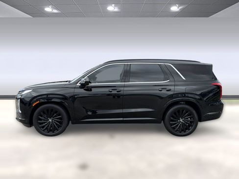 Used 2025 Hyundai Palisade Calligraphy AWD/4WD image 2