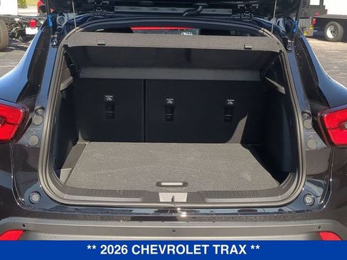 New 2026 Chevrolet Trax RS w/ Sunroof Package FWD image 5