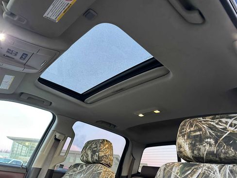 Used 2015 Chevrolet Silverado 3500 High Country w/ Duramax Plus Package image 22