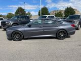 Used 2018 Honda Accord Touring image 2