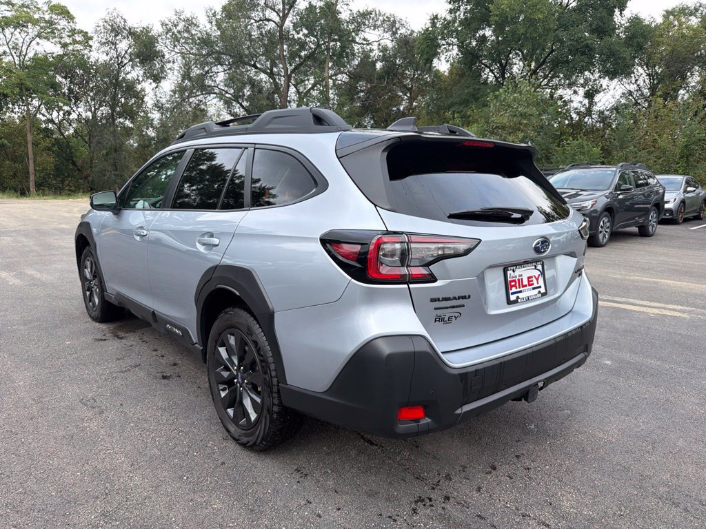 Certified 2024 Subaru Outback Onyx Edition XT AWD/4WD image 11