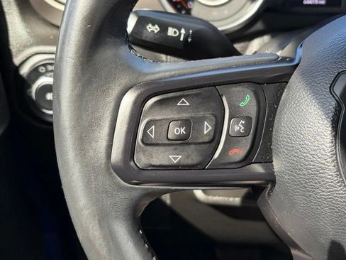Used 2018 Jeep Wrangler Sport AWD/4WD image 19