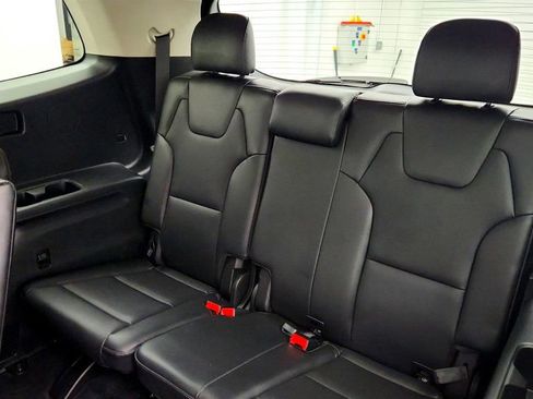 Used 2022 Kia Telluride S image 23