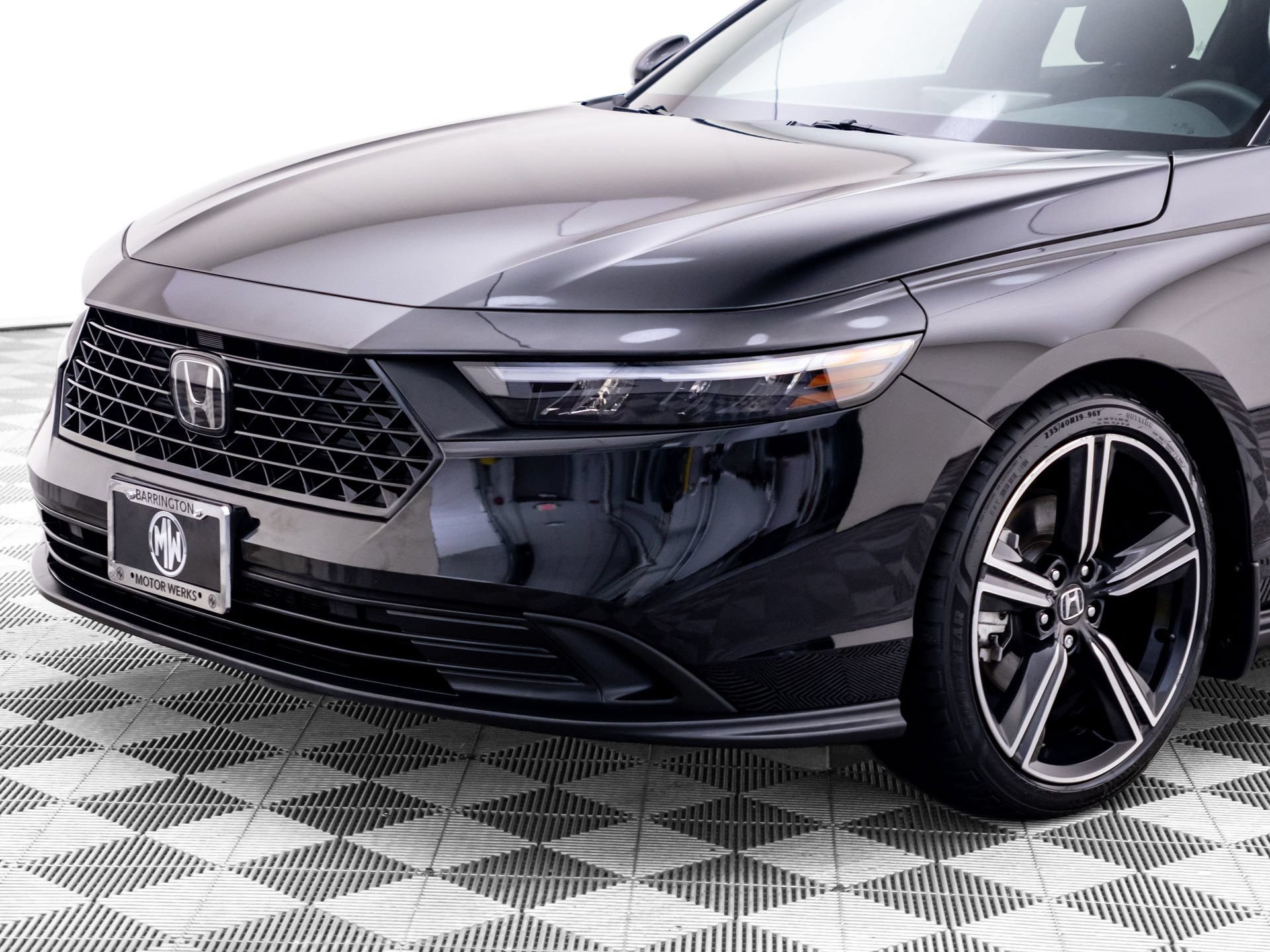 Used 2024 Honda Accord Sport image 32