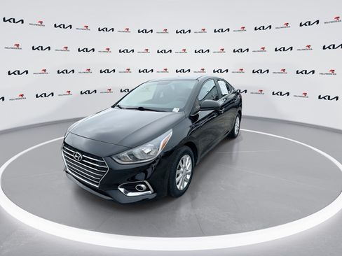 Used 2022 Hyundai Accent SEL FWD image 4