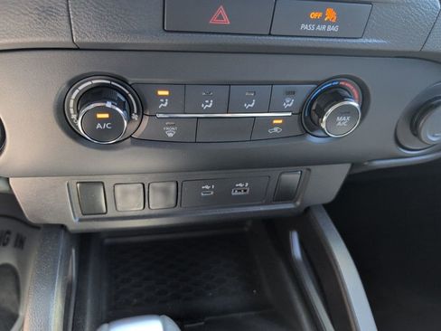 Used 2022 Nissan Frontier S image 17