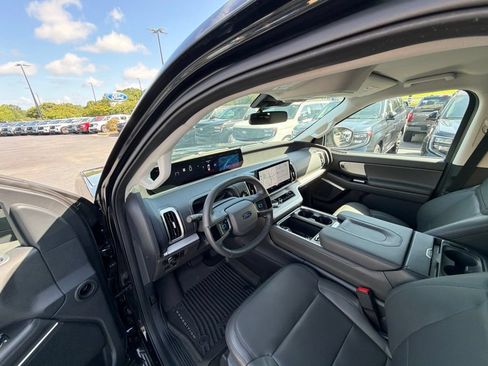 New 2026 Ford Expedition Max Active AWD/4WD image 14