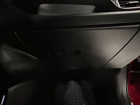 Used 2017 Jeep Renegade Trailhawk image 24