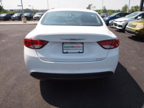 Used 2017 Chrysler 200 LX FWD image 2