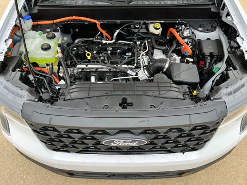 New 2026 Ford Maverick XL image 37