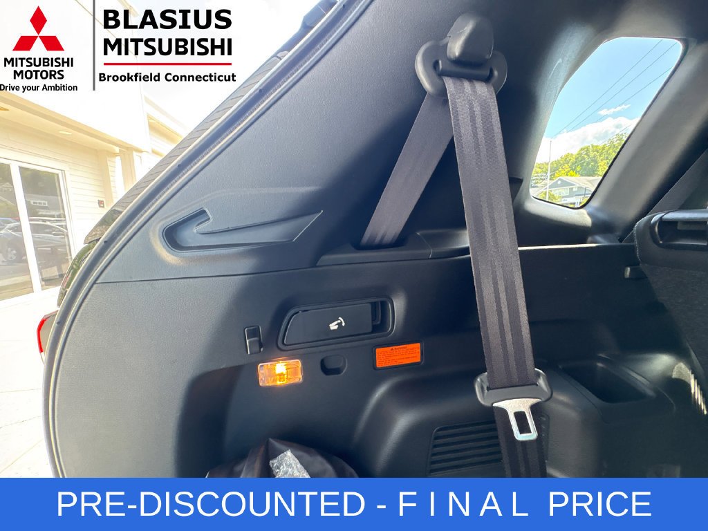 Used 2025 Mitsubishi Outlander ES AWD/4WD image 58