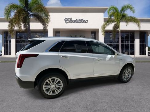 Certified 2023 Cadillac XT5 Luxury w/ LPO, Floor Liner Package FWD image 15